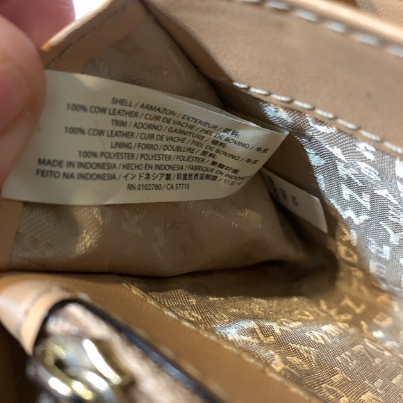 Red Kate Spade Leather Wallet - Picture 6 of 12